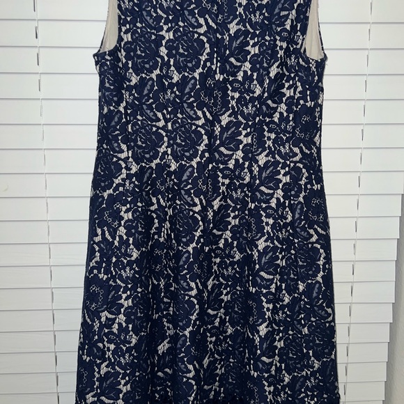 Roz & Ali Midnight Blue Floral Lace Dress - Picture 7 of 8
